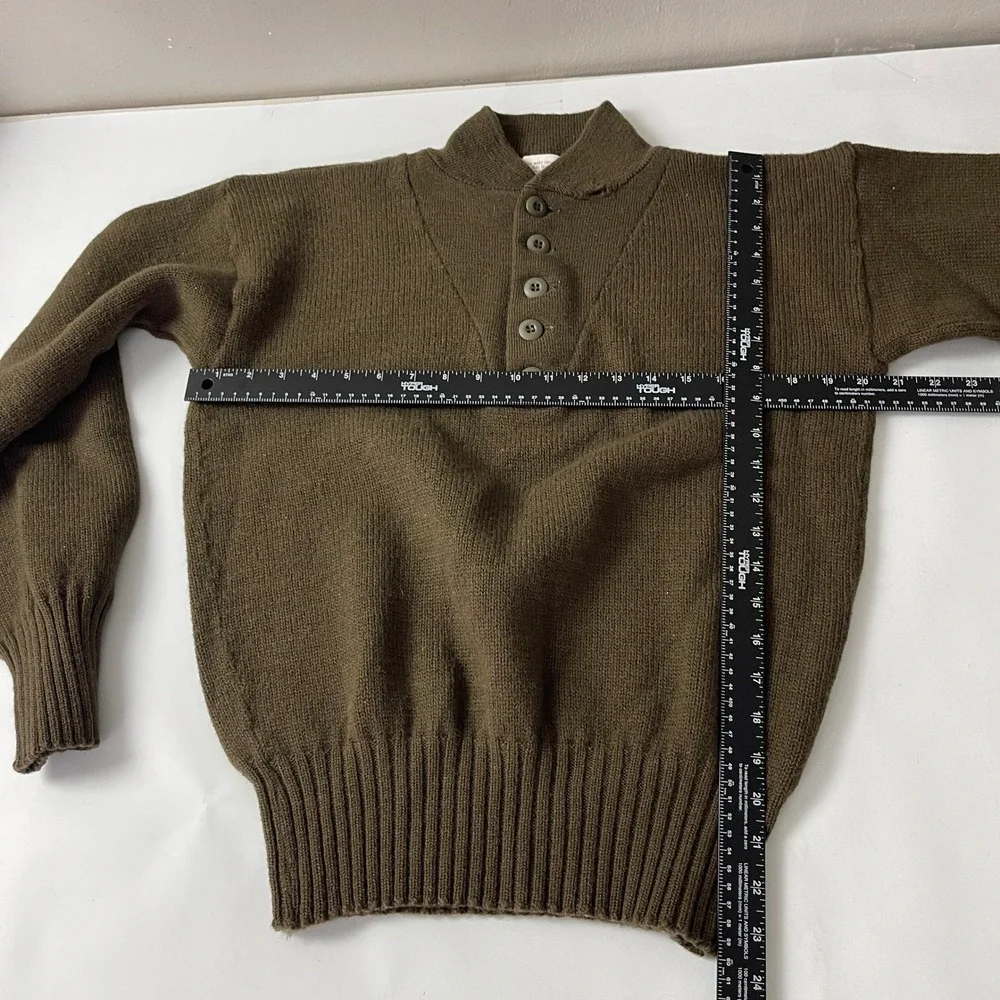 Vintage US Military Sweater Mens Large OD Green Henley Wool 5 Button GI Army